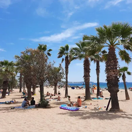 Appartamento Coeur Marina Climatise Terrasse Parking Fréjus Esterno foto